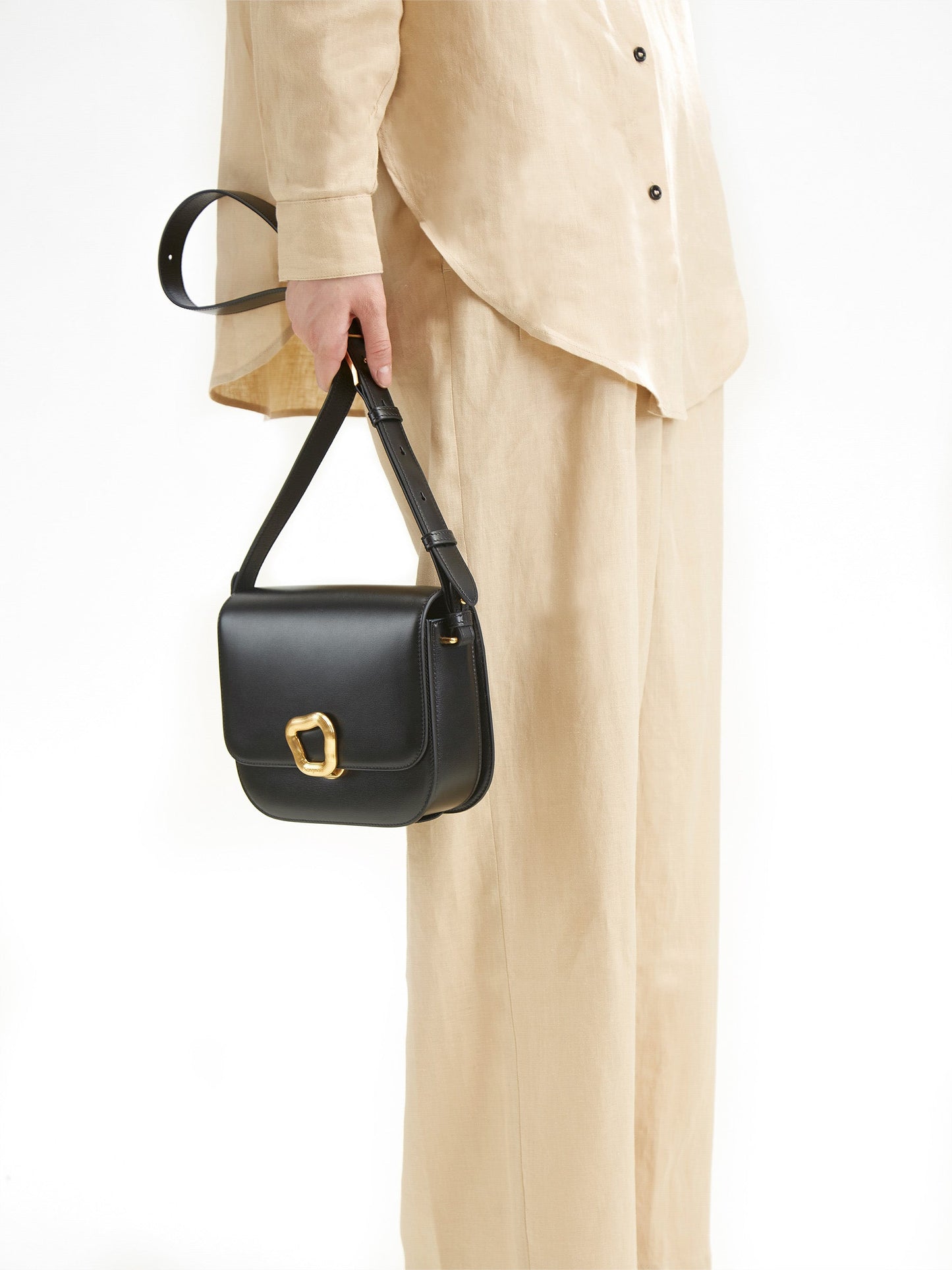 Medium Reset Tofu Bag