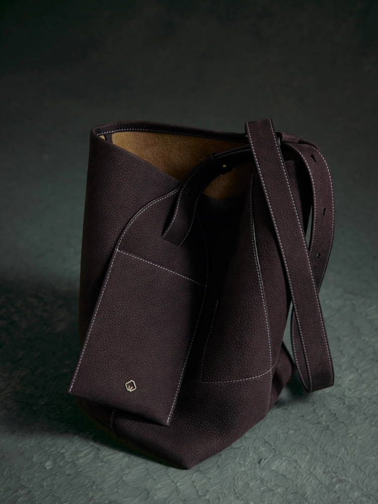 Special Icon Bucket Bag