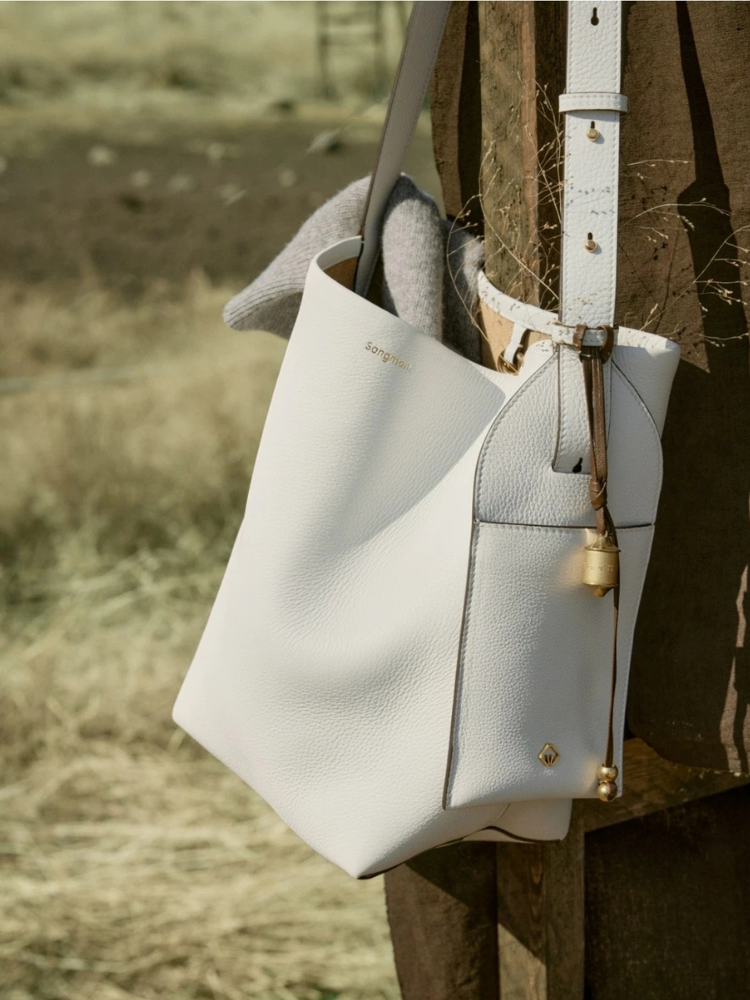 Special Icon Bucket Bag