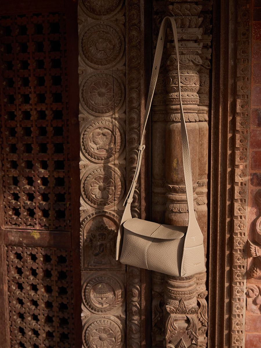 Mini Drippy Roof Bag